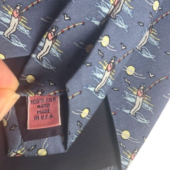 Vineyard Vines Mens 100% Silk Tie Fisherman Gray Blue Outdoor Fly Fishing Preppy - Picture 5 of 10